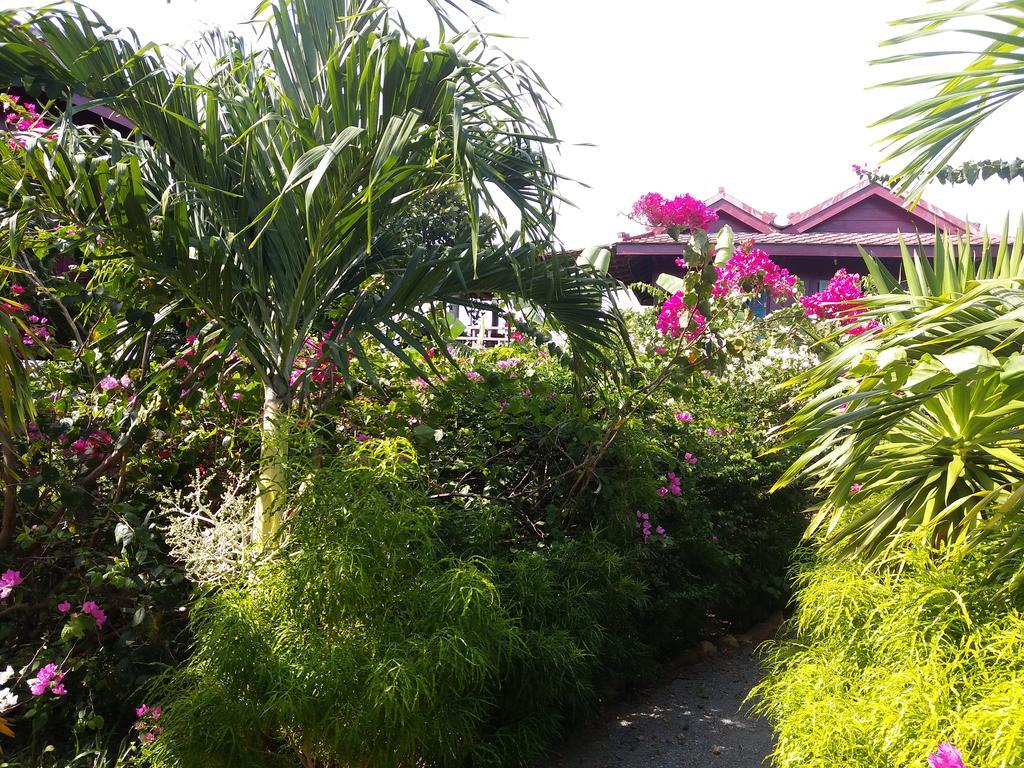 Hotel Khmer House Bungalow Kep Exterior foto