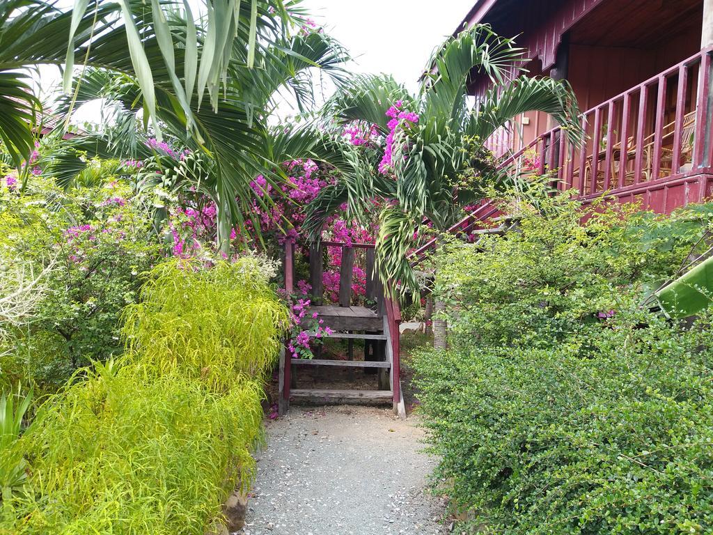 Hotel Khmer House Bungalow Kep Exterior foto